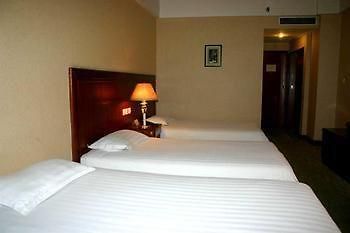 Henan Textile Hotel Zhengzhou Exterior photo
